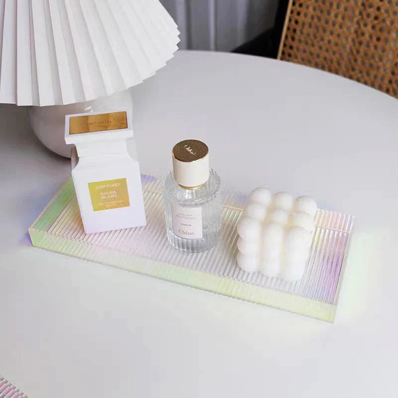 Holographic Tray