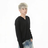 Schlankes, langärmliges V-Neck T-Shirt im koreanischen Stil