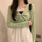 Schmale, einfarbige Strickjacke
