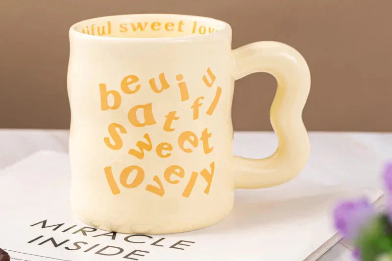 Taza de cerámica estética