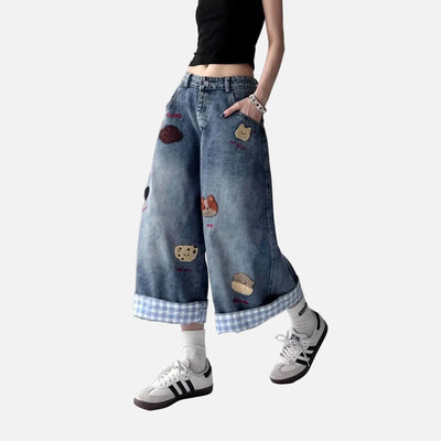 Indie Women Embroidery Jorts