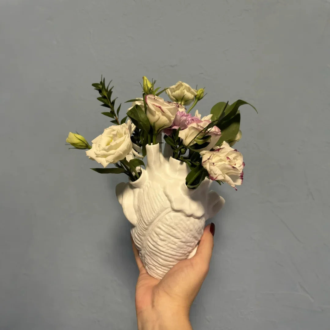 Florero Vintage con Forma de Corazón