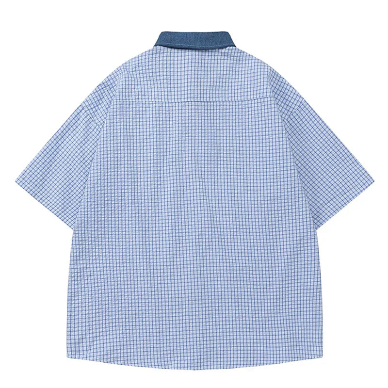 Camisa de verano a cuadros retro con decoración de corbata