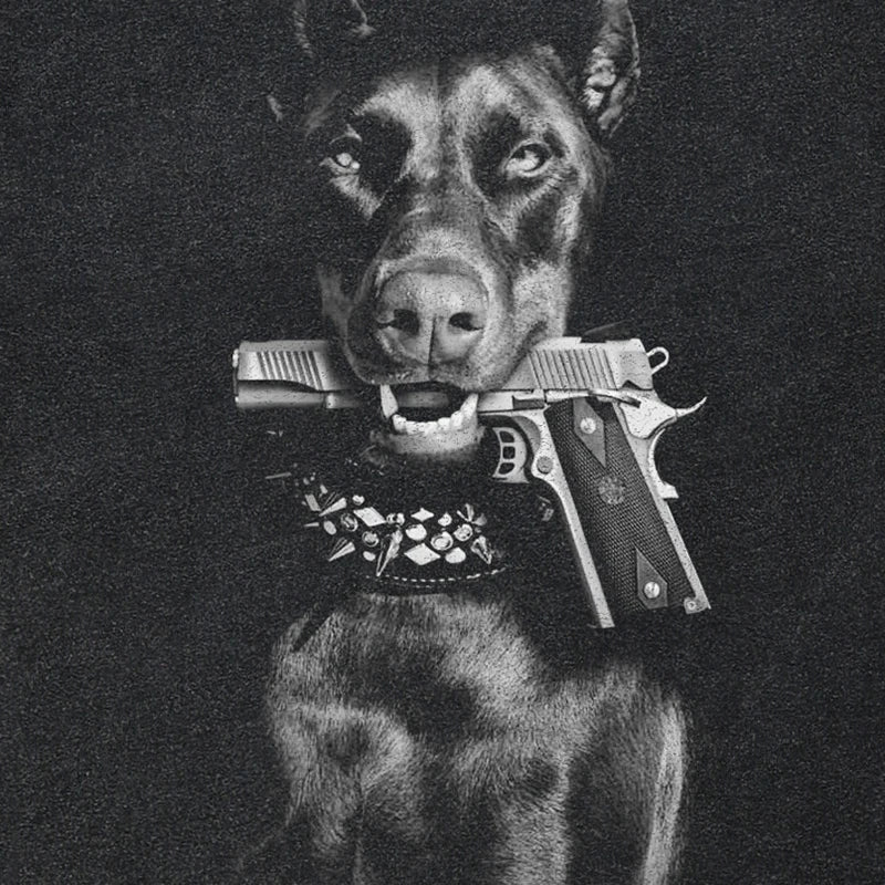 Gewalttätiger Dobermann Grafikdruck T-Shirt