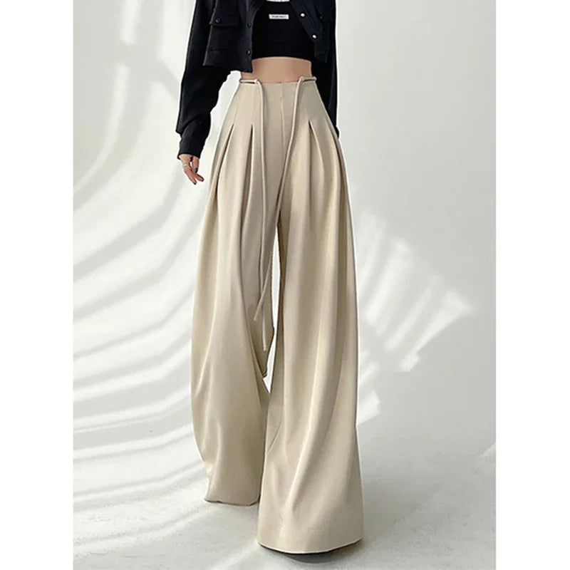 Schwarze High-Waist-Hose mit weitem Bein