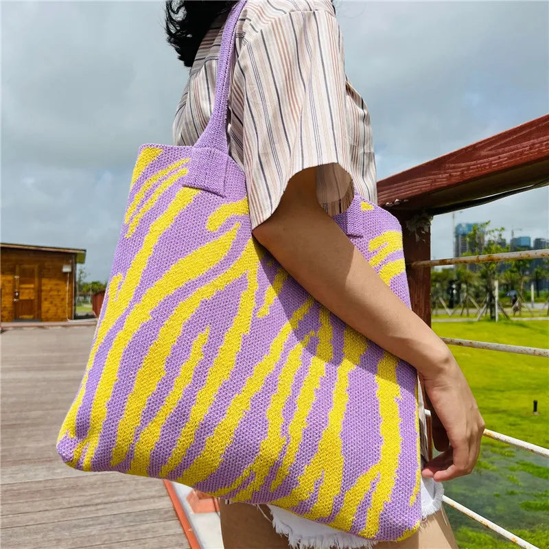 Bolso de ganchillo con estampado de cebra vintage