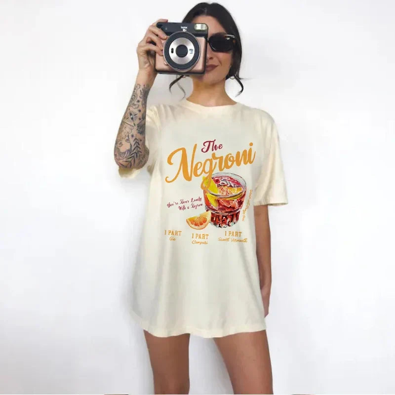 Camiseta Gráfica de Cóctel Negroni Retro Vintage