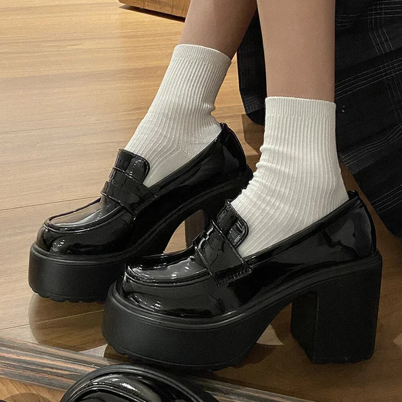 Retro High Heels Solid Color Black Shoes