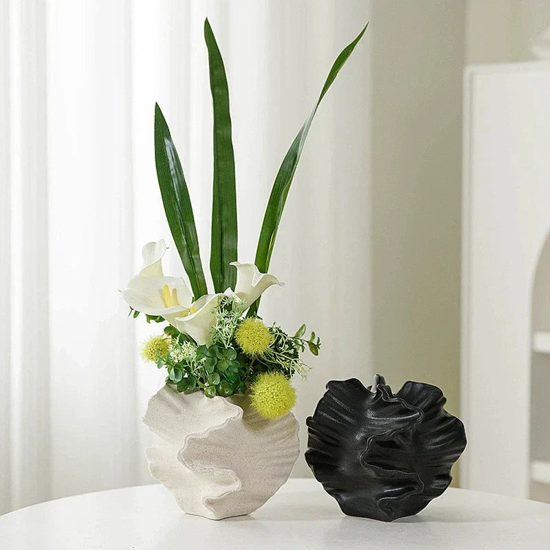 Mirage Vintage Ceramic Vase Ornament