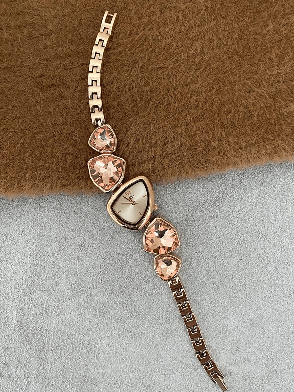 Luxury Crystal Inlaid Bracelet Triangle Watch