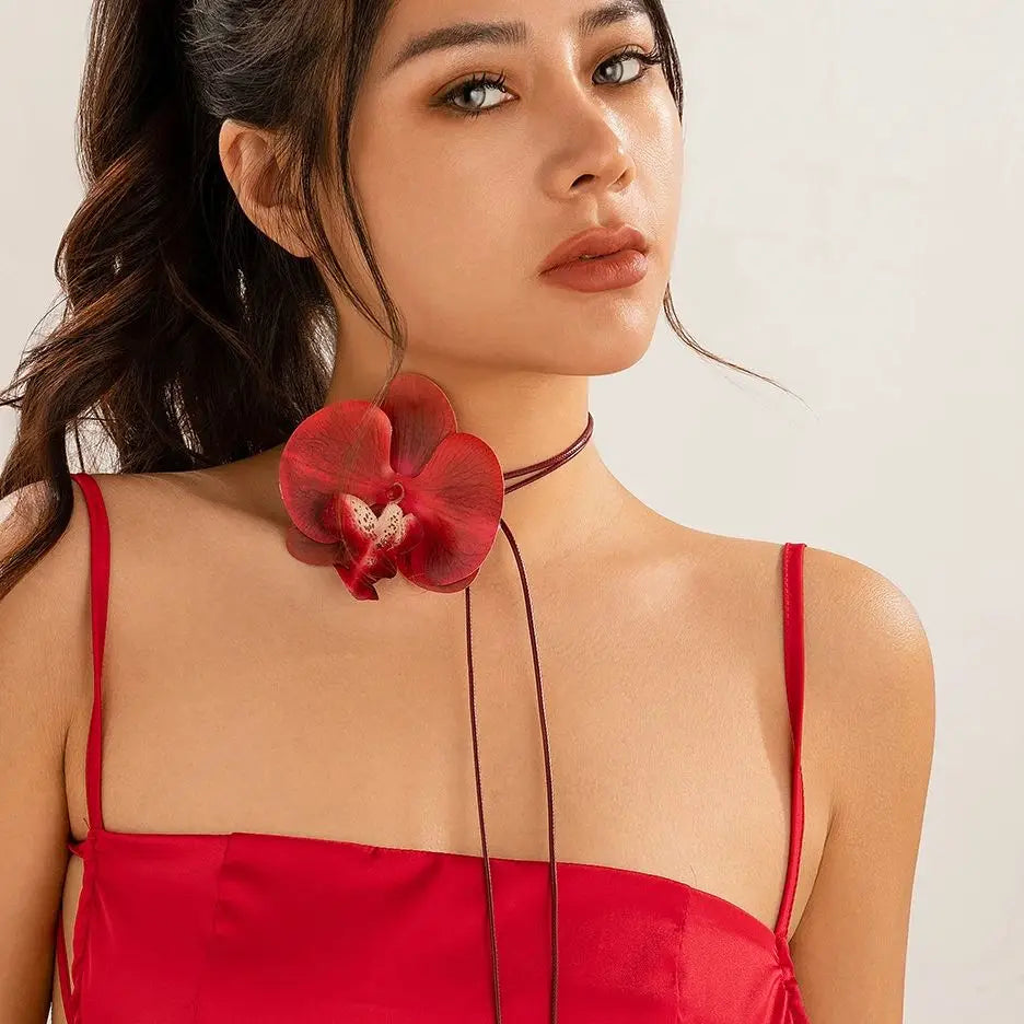 Elegant Black Rose Choker Necklace