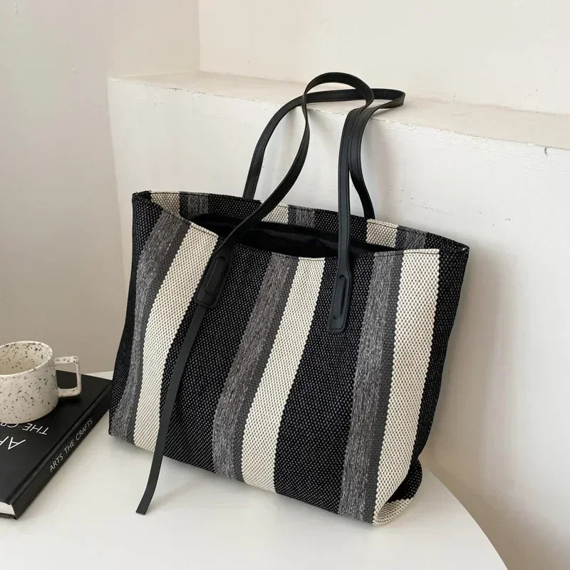Stripped Women's Shoulder Bag