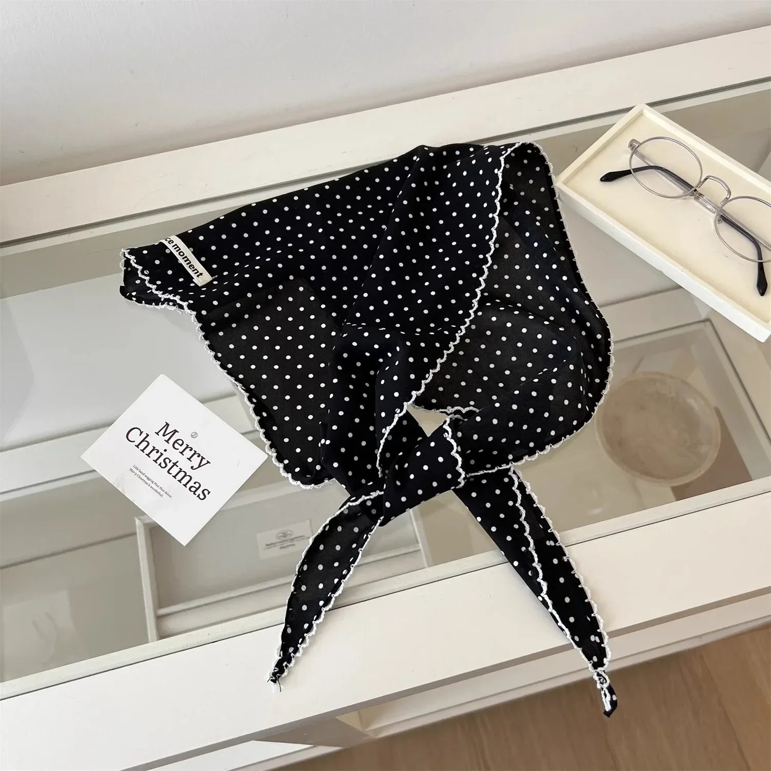 Handgemachtes Polka-Dot-Halstuch