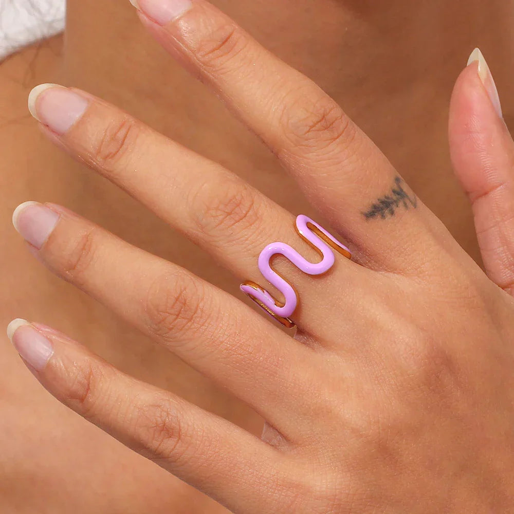 Anillos Ondulados Modernos Esmaltados Y2K