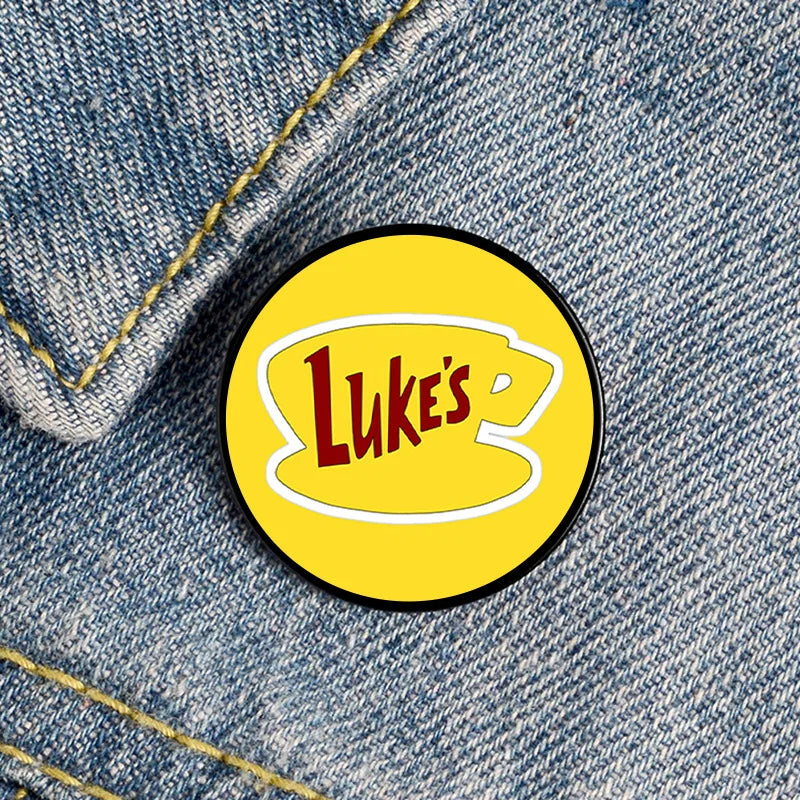 Red Lips Shape Enamel Brooches
