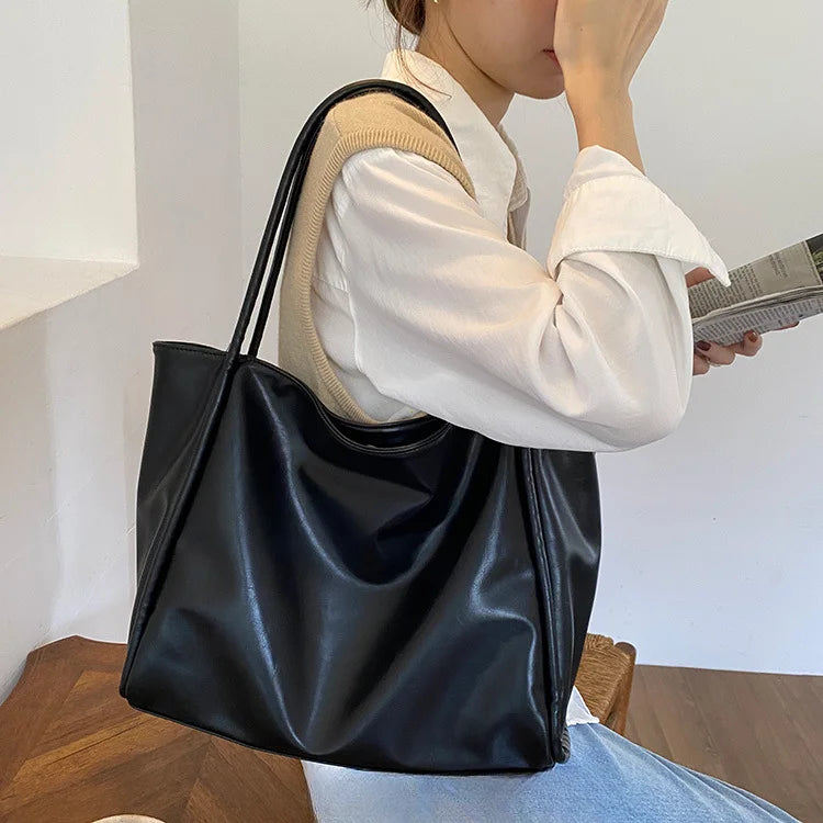 Y2K Leather Simple Style Shoulder Bag