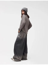 Sweatpants mit weitem Bein und Farbverlauf