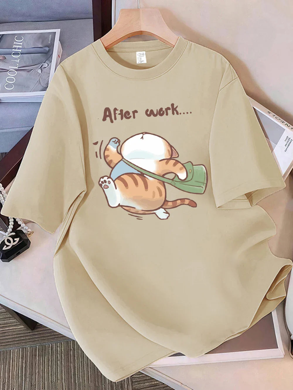 Camiseta de mujer con gato perezoso y soñoliento
