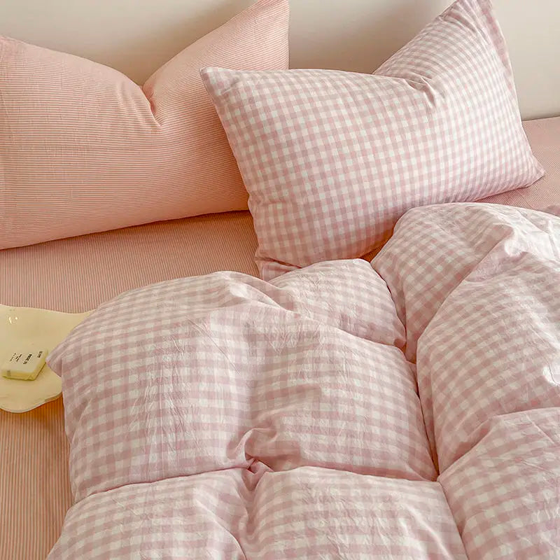 Vintage Cozy Pink Plaid Bedding Set