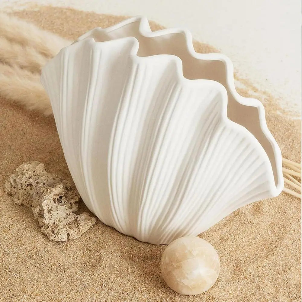 Simple Shell Organic Resin Vintage Vase