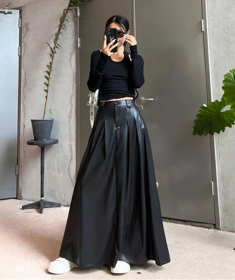 Luxury Long Pleated Black Leather Maxi Skirt