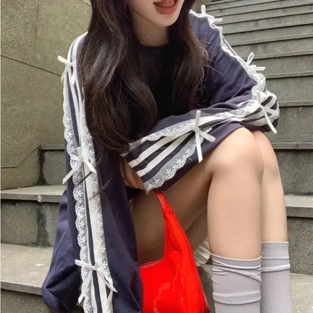 Elegant Lace Patchwork Long Sleeve T-Shirt