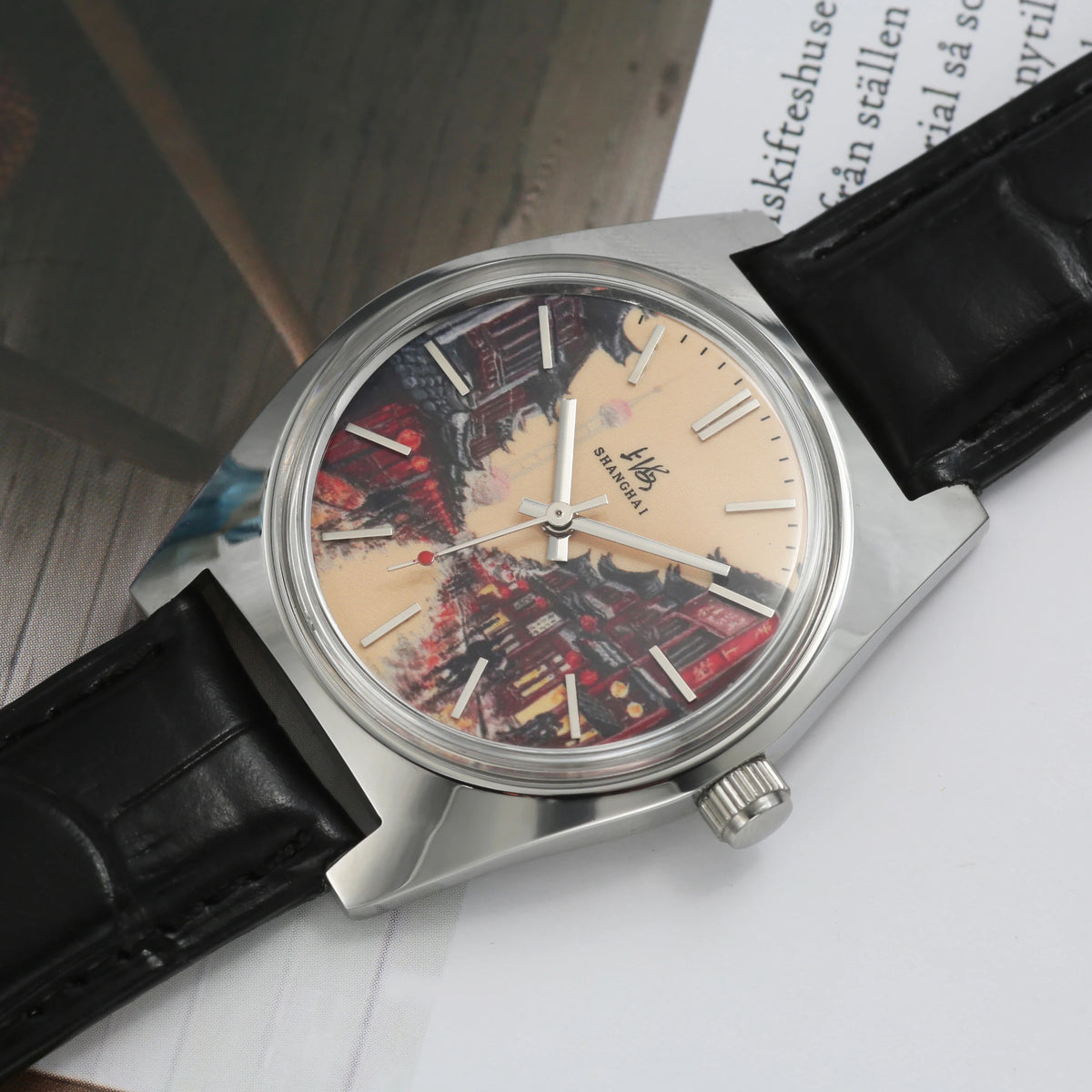 Hand-Wind Mechanical Watch