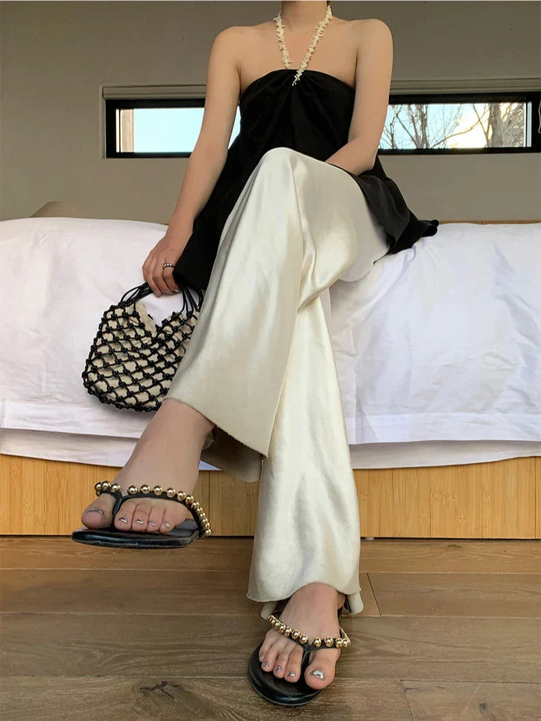 Elegante Satinhose mit weitem Bein