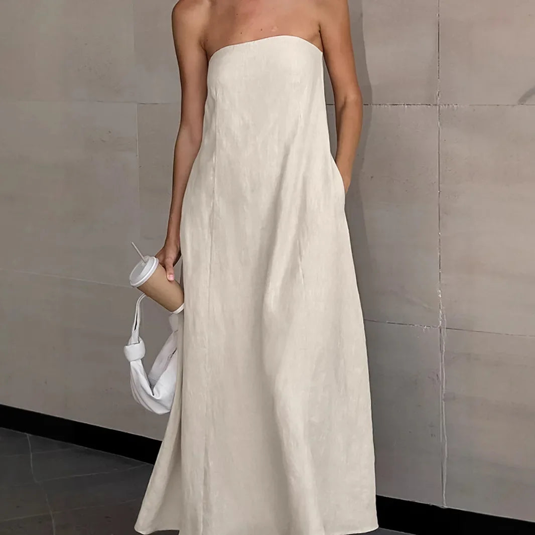 Maxivestido de lino sin tirantes y con cuello halter