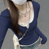 T-Shirt mit Blumenmuster, Patchwork und Spitze
