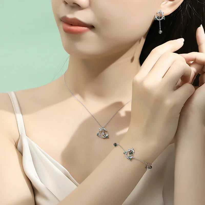Silver Forest Green Accessory Set
