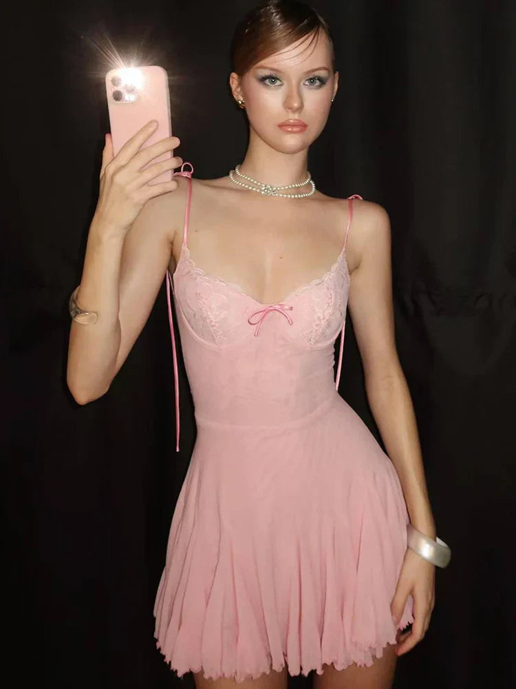 Minivestido Coquette sin Espalda con Lazo