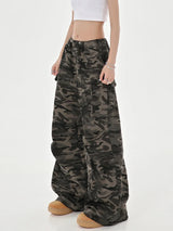 Camouflage High-waisted Cargo Pants