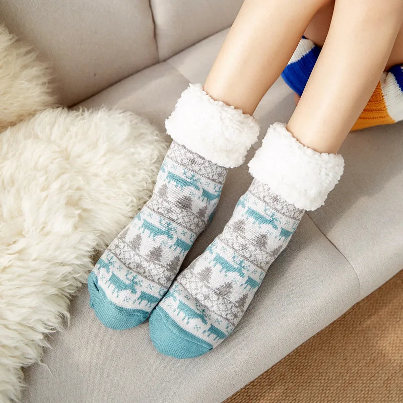 Calcetines cálidos de invierno para mujer, de felpa de pingüino, suaves, antideslizantes, para el suelo, zapatillas, calcetín corto, esponjoso, de ciervo, alce, oso, regalo de Navidad