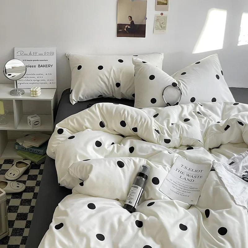 White & Black Polka Dot Bedding Set
