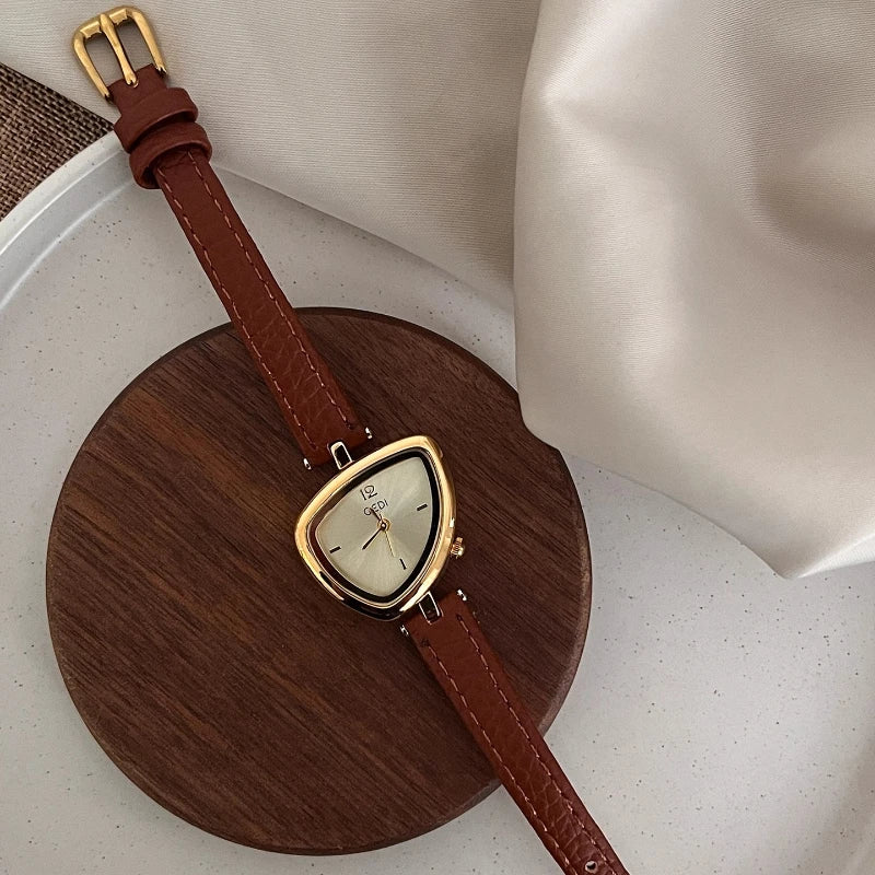 High-Quality Leather Quartz Watch