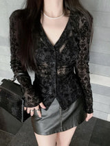 V-Ausschnitt Herbstbluse mit Spitze