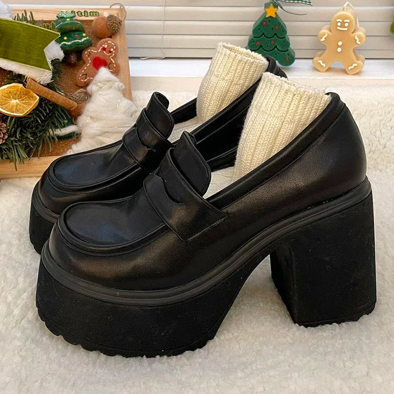 Retro High Heels Solid Color Black Shoes