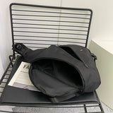 Mochila negra retro informal elegante