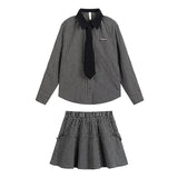 Conjunto elegante de dos piezas para la oficina
