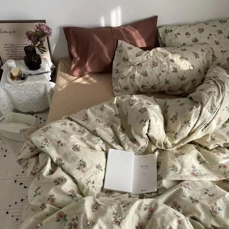 Heart Aesthetic Bedding Set