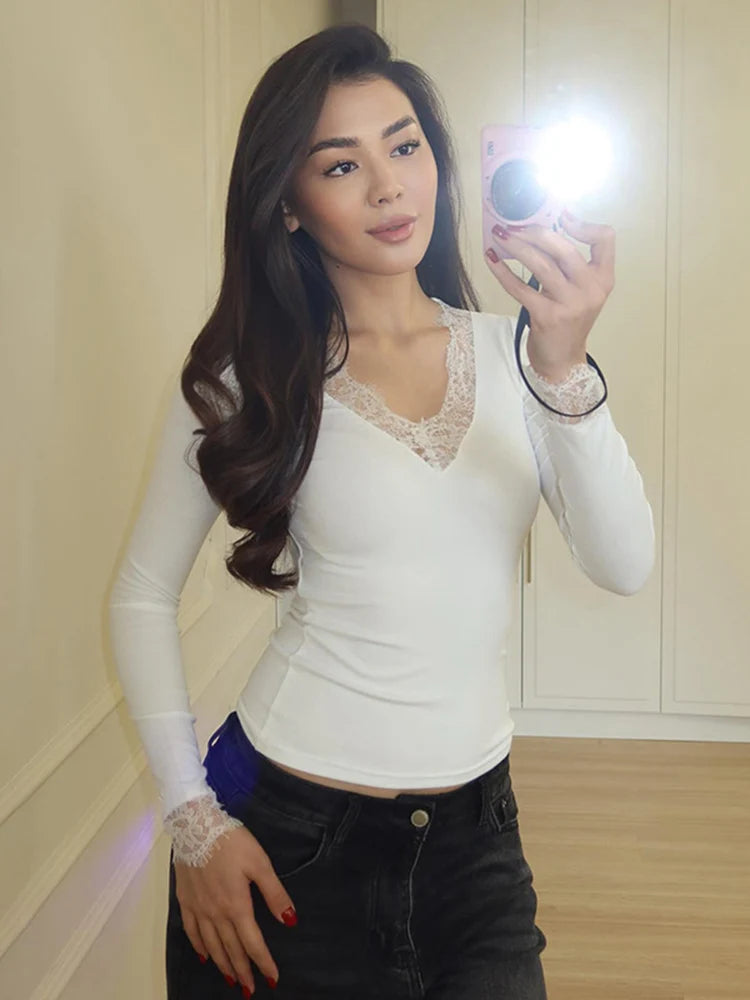 Casual V-neck Lace Splicing Top