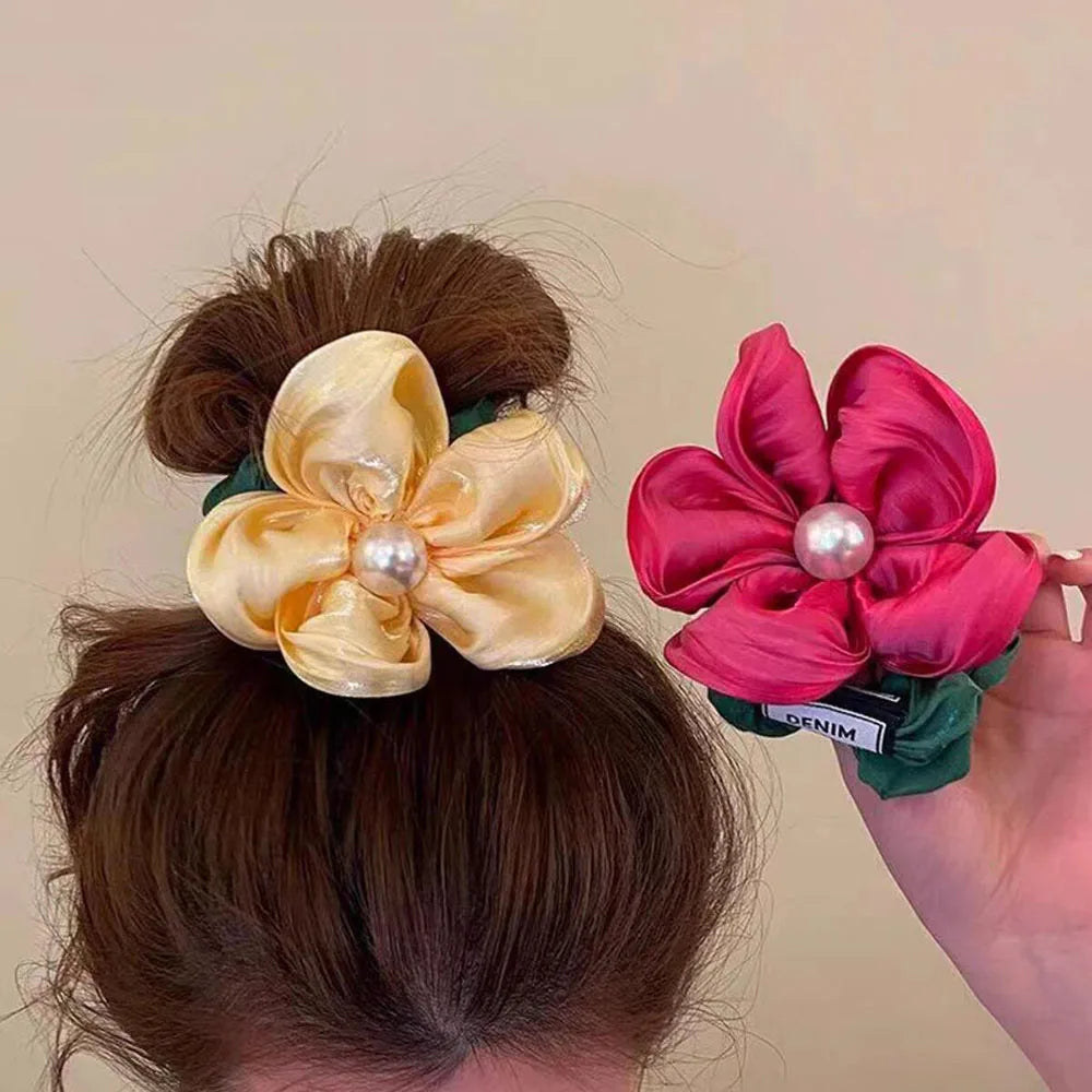 Summer Pearl Scrunchies Ponytail Holder