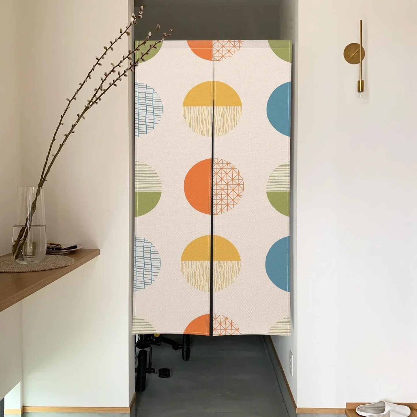 Cortinas cortas en tonos pastel para dormitorio