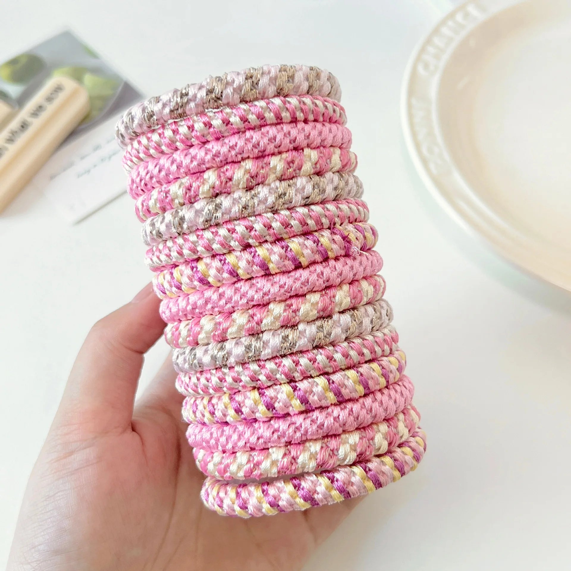 15 Pieces Strapped Ponytail Holder