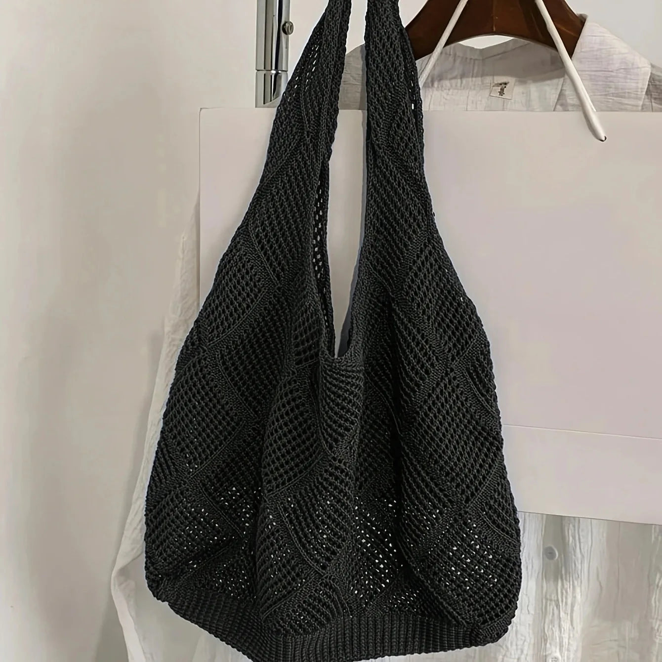 Hollow Out Woven Knitted Shoulder Bag
