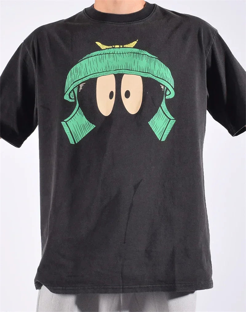 Camiseta negra coreana de estilo urbano vintage