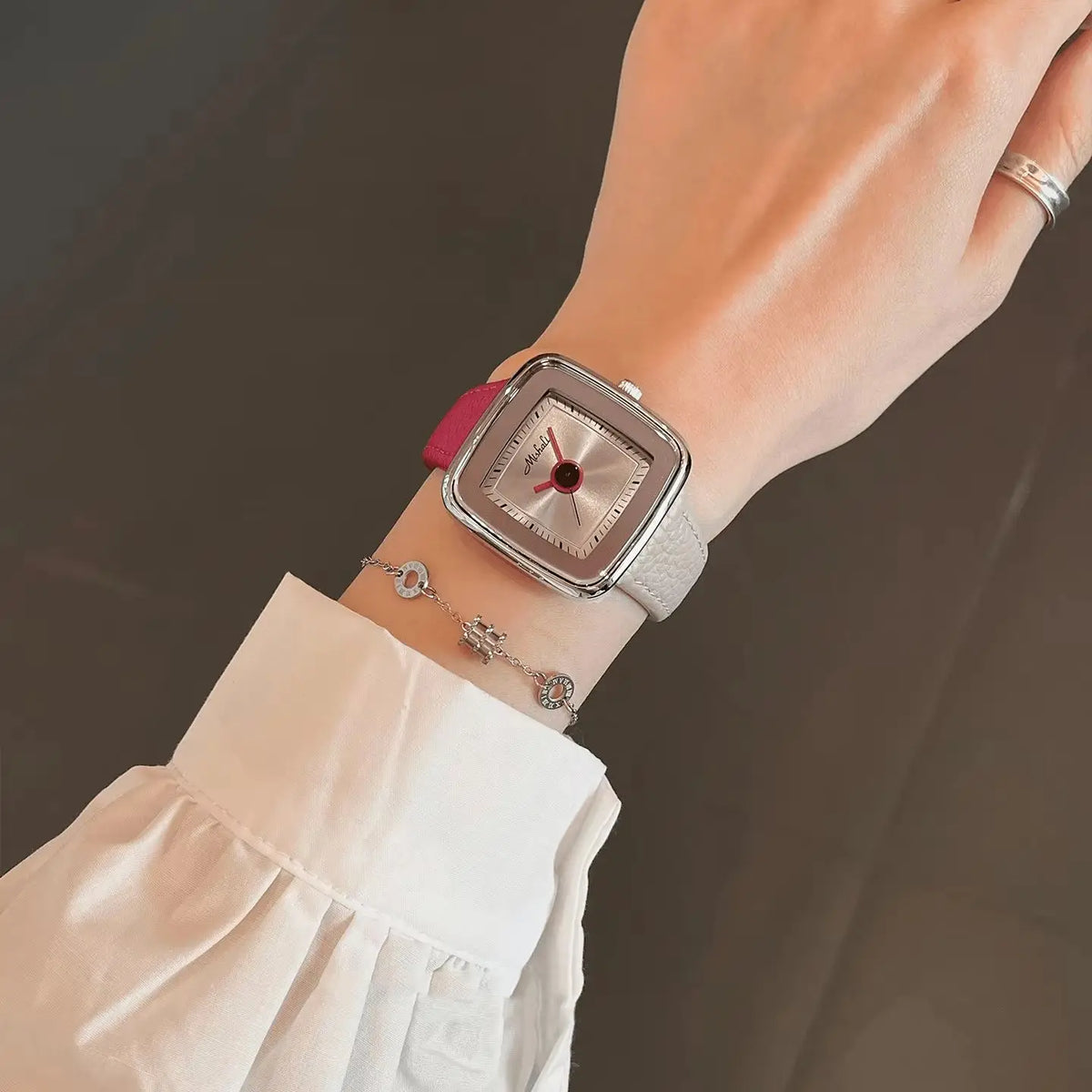 Vintage Leather Magnetic Clasp Watch