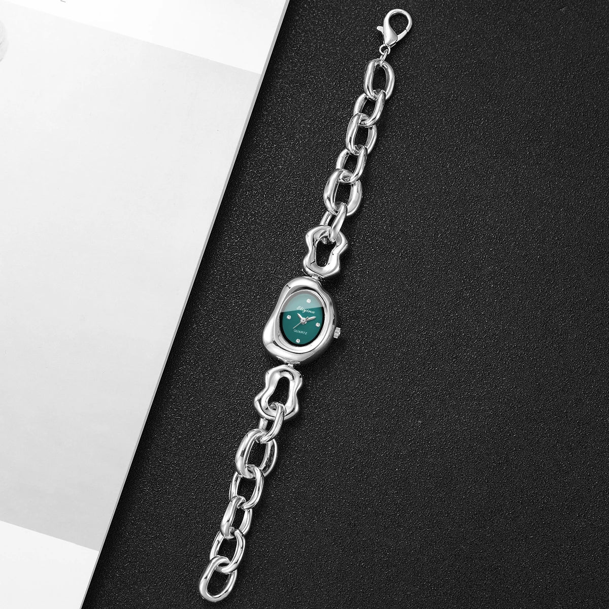 Elegant Silvery Chain Bracelet Strap Watch