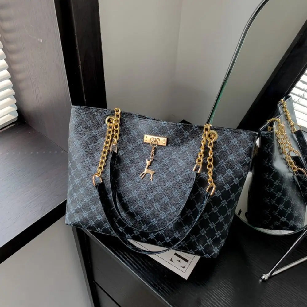 Classic Chain Strap Shoulder Bag